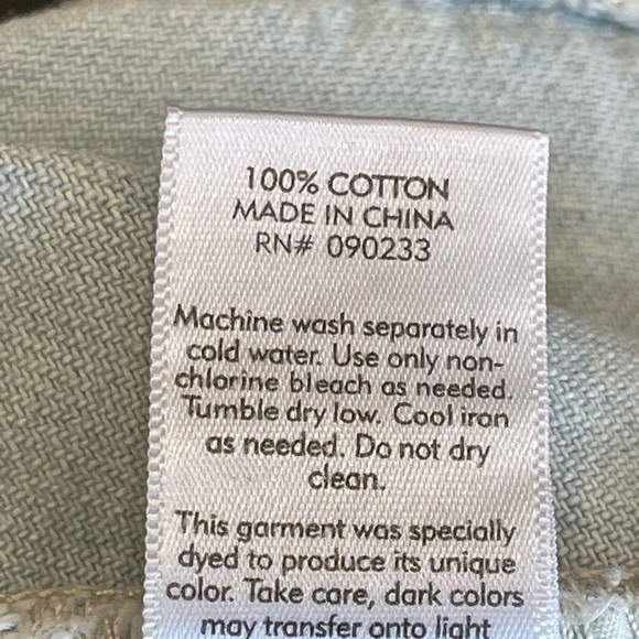 PacSun exposed zipper front high rise shorts in a size 26 - Picture 9 of 9